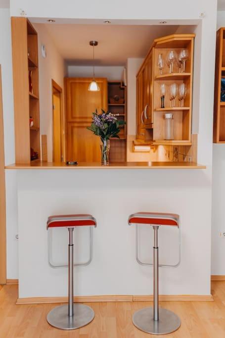 Orangehomes One Bedroom Art Apartment Budapest Exterior foto