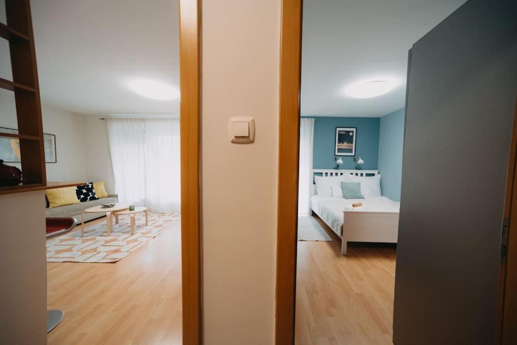 Orangehomes One Bedroom Art Apartment Budapest Exterior foto